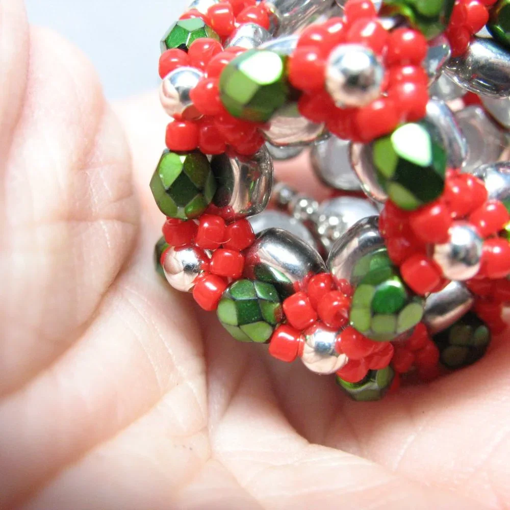 Handwoven Beaded Bead pendant
